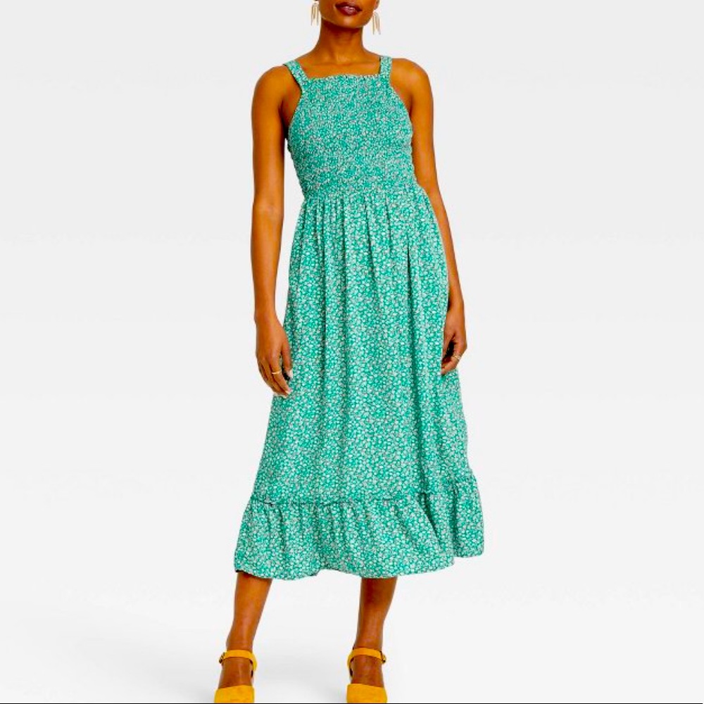 Universal Thread Sleeveless Smocked Strappy Dress